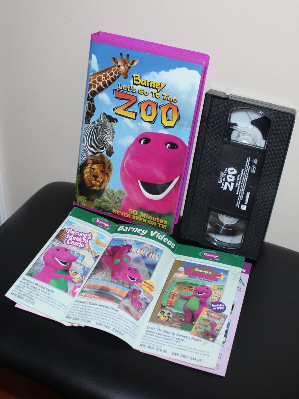 3/$55❤️2001 Barney Let's Go To The Zoo Clamshell VHS 50 Minutes Never Seen On TV